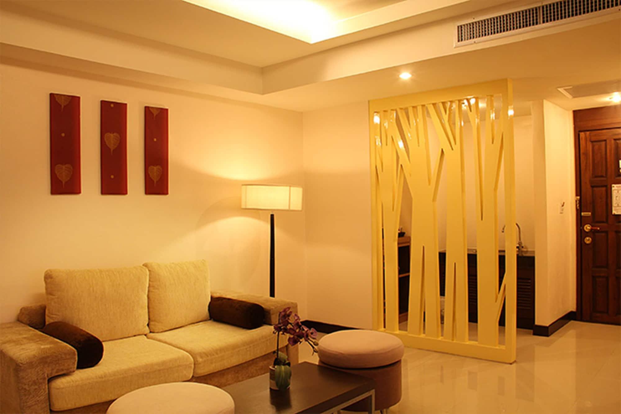 Maninarakorn Hotel Чиангмай Екстериор снимка