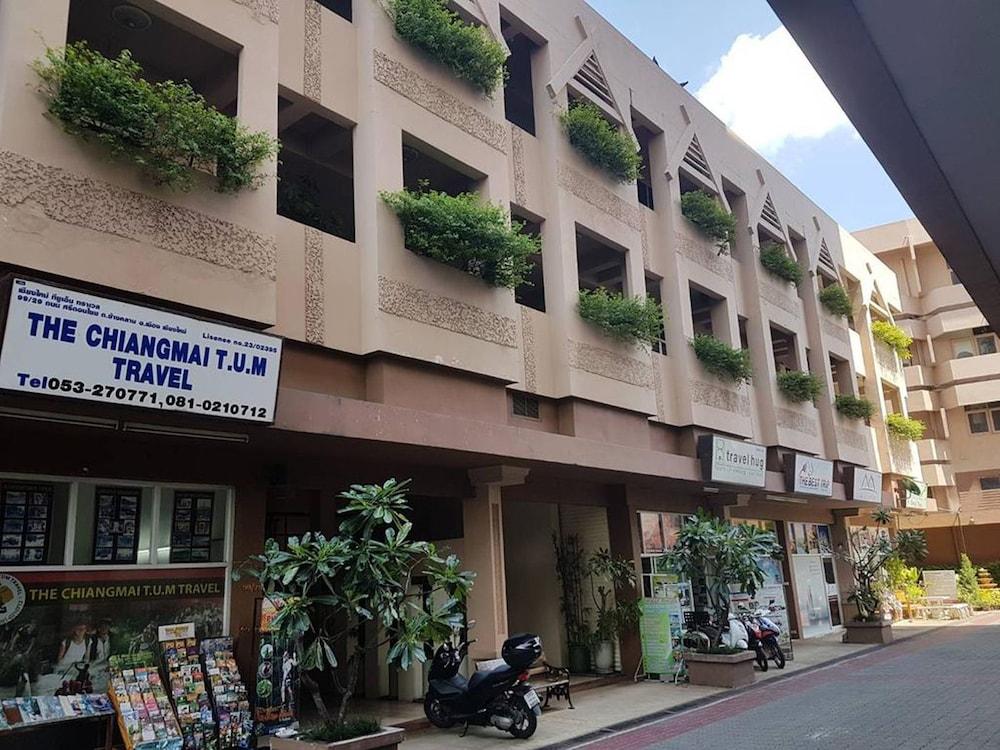 Maninarakorn Hotel Чиангмай Екстериор снимка