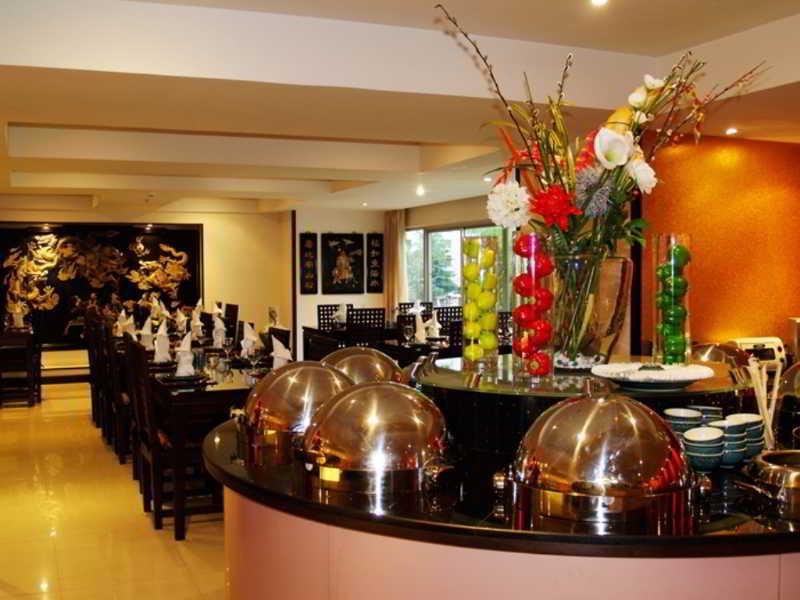 Maninarakorn Hotel Чиангмай Екстериор снимка