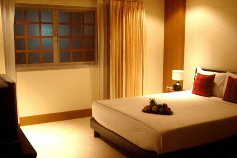 Maninarakorn Hotel Чиангмай Екстериор снимка