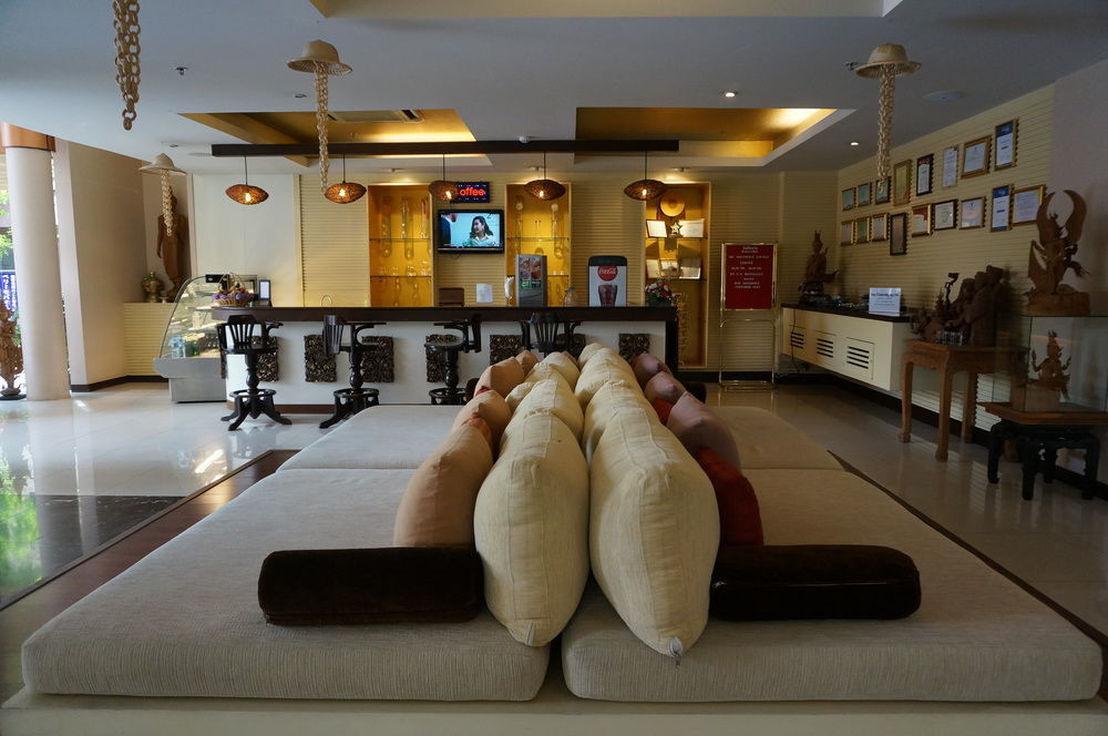 Maninarakorn Hotel Чиангмай Екстериор снимка