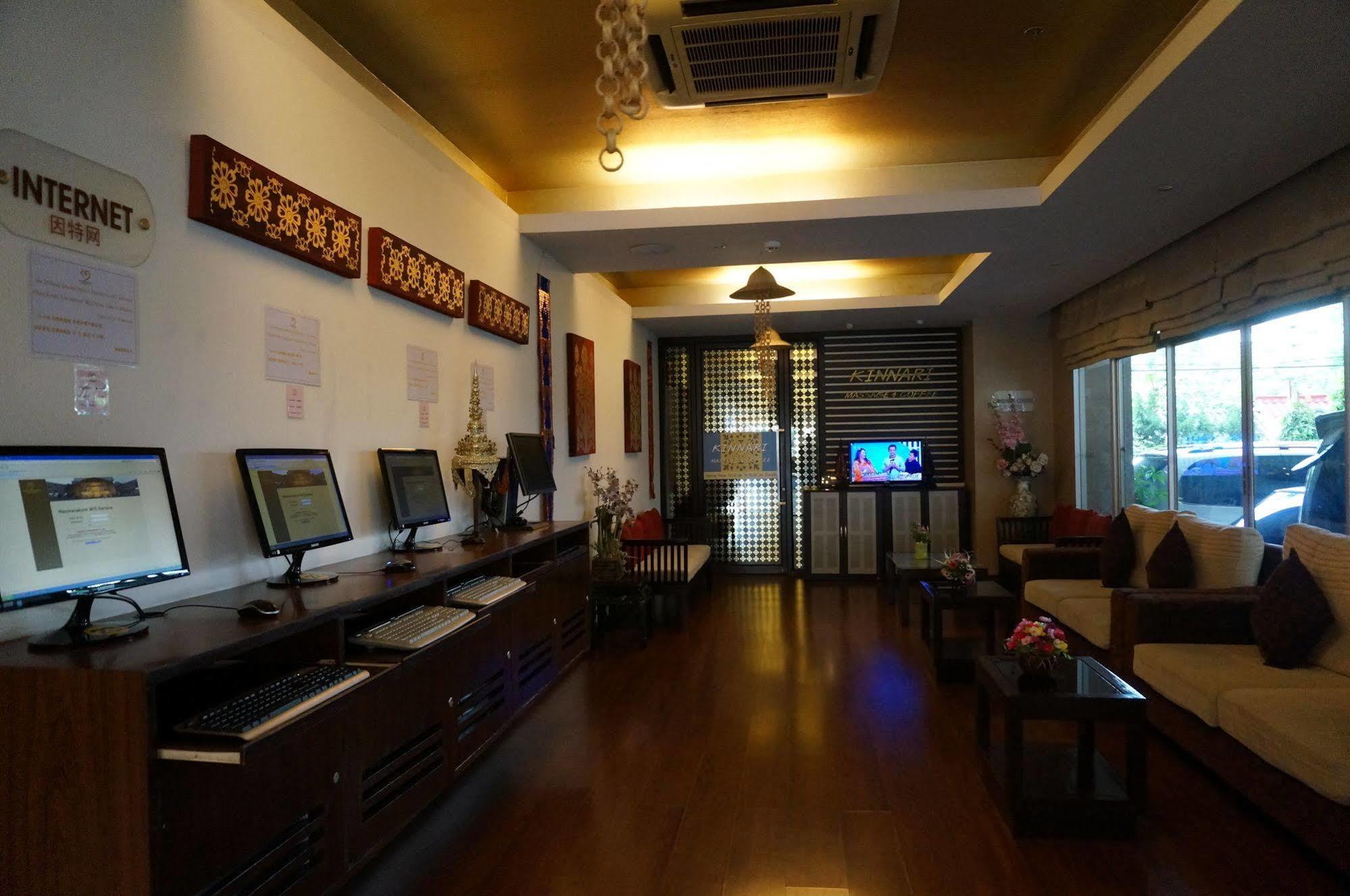 Maninarakorn Hotel Чиангмай Екстериор снимка